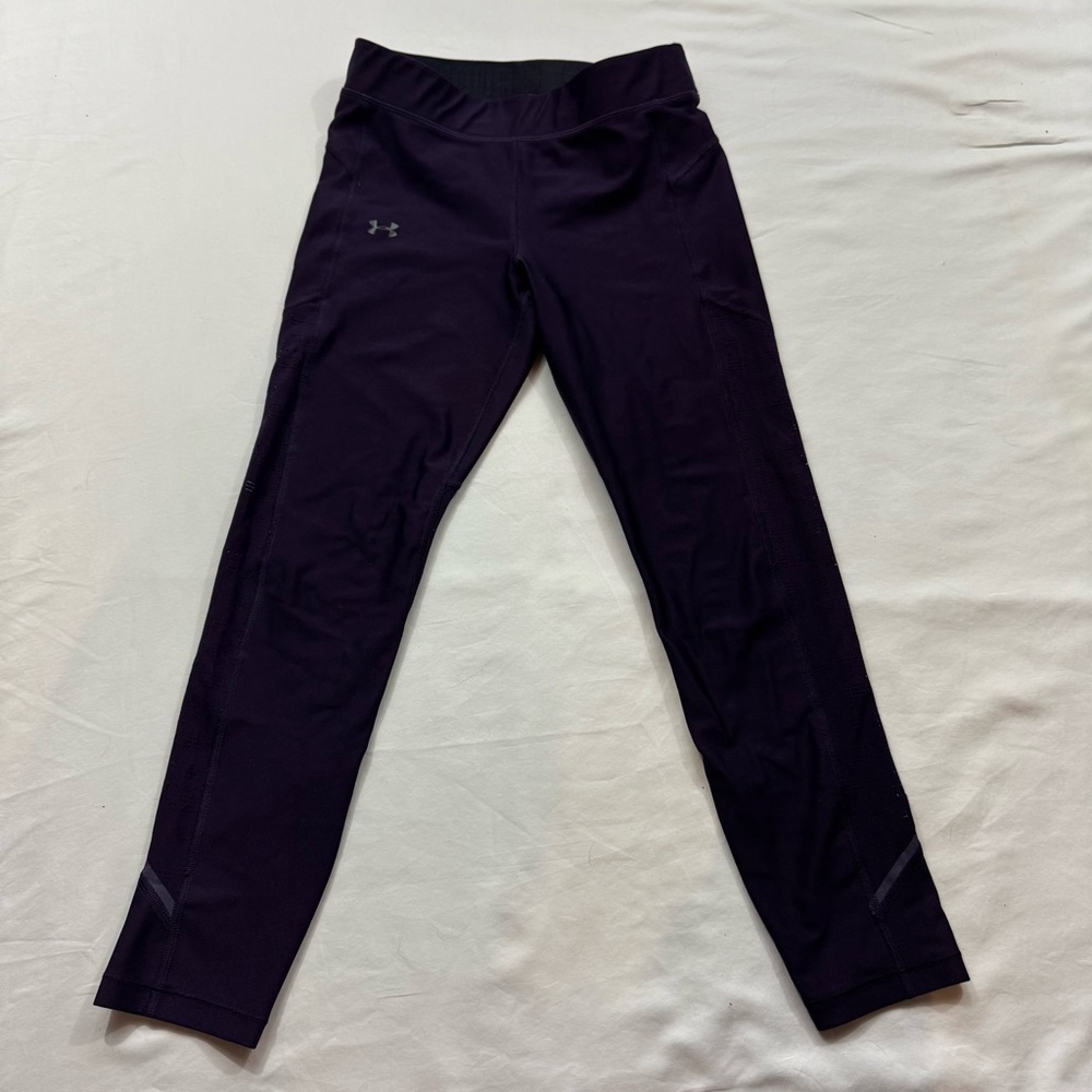 274. Women’s Under Armour‎ Purple Leggings Versatile Activewear (S)